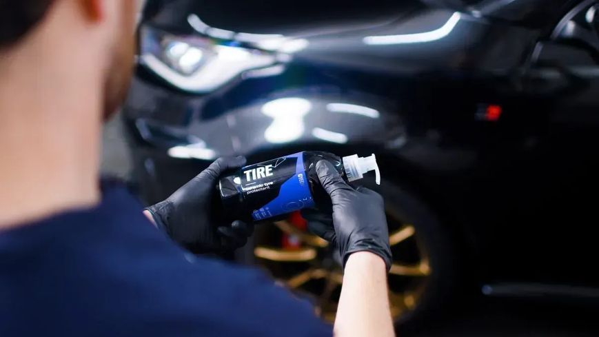 Кварцове захисне керамічне покриття для гуми Gyeon Q2 Tire 500 мл 8809973751559 фото